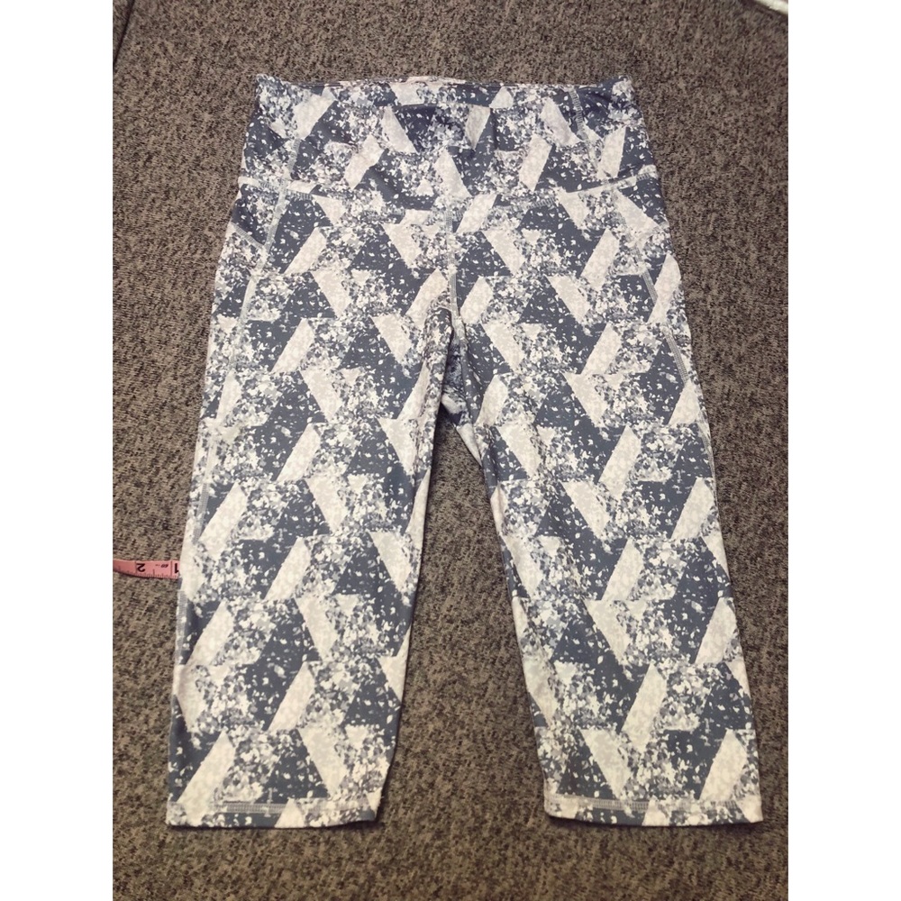 GapFit Grey and White Athletic Leggings